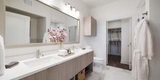 Hanover RiNo Gallery 20