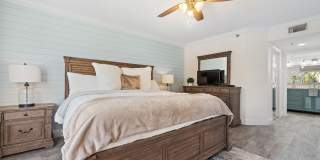 275 Palm Avenue Gallery 25