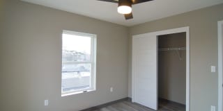 4102 Hamilton Street Gallery 19