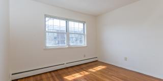 Oak Terrace Gallery 8