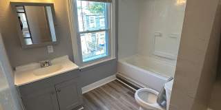 408 S Smallwood St Gallery 10