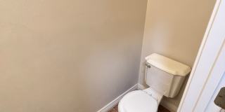 Beautiful 4BR Home with New LVP Flooring & Lawn Care Included Near The U of A! Gallery 14