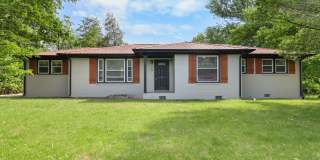 10 Lexington Drive Gallery 1