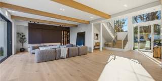 4900 Valjean Gallery 5