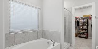 827 laurel Gallery 20