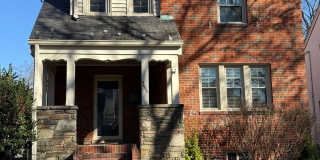 Discover comfort and convenience in charming North Michigan Park! Gallery 1