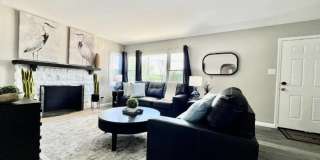 New Pool! Just vibes by the pool. Fully fenced yard Gallery 1