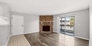 3 Bedroom 2 Bathroom Updated Unit in Robinwood W/Move in Special! Gallery 1