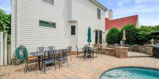 314 Washington Avenue Gallery 25