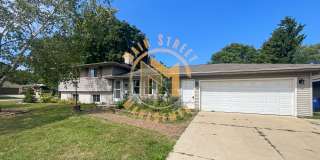 3 Bed 2 Bath Single Family Home Gallery 1