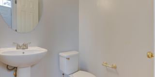 20362 HARTWELL Street Gallery 16