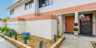 7050 SW 42nd Ct Gallery 1