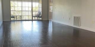 2B/2.5 Condo in Longwood - Wood floors, great views, large balcony Gallery 1