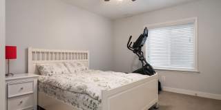 132-B PINEVIEW Avenue Gallery 27