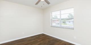 The Julep Gallery 90