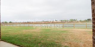 New Construction with Pond View! 4 Bed 2 Bath Broken Arrow Gallery 32