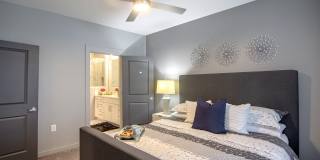 The Pointe North Hills Gallery 38