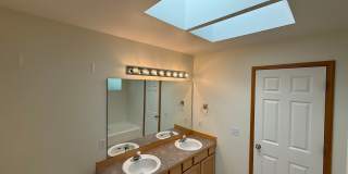 4 Bed 2 Bath Home in Waterbury Meadows Gallery 28