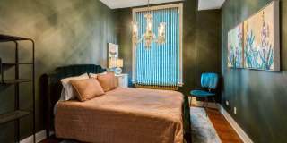 888 S Michigan Avenue Gallery 19