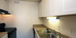 Oyster Point Place Gallery 8