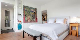 17352 W Sunset Blvd unit: 301 Gallery 11