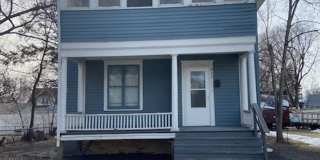 Charming 4 Bedroom 2 Bath House Gallery 1