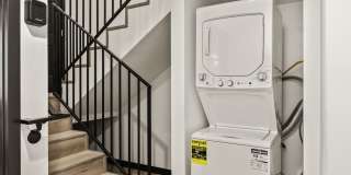 Single Room with a Jack and Jill Bathroom at 10773 Ashton Unit 1 - Room 1 Gallery 10