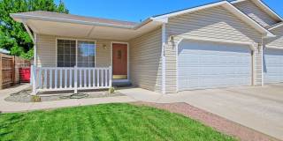 3 bedroom 2 bath Duplex Gallery 1