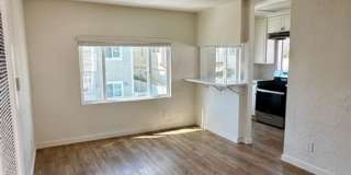 2 Bedroom Beach cottage in Ventura Gallery 6