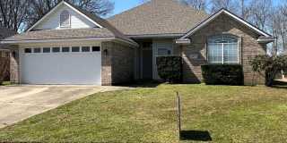 3 Bedroom 2 bath 1460 sq.ft 2457 Brookside $1750/month Gallery 1