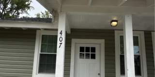 407 Cedar Street Gallery 1