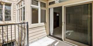 1127 Filbert St Gallery 30