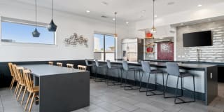 Eleven10 at Farmers Market Apartments Gallery 25