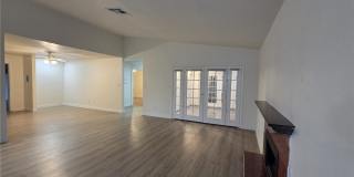 3317 Racquet Street Gallery 2