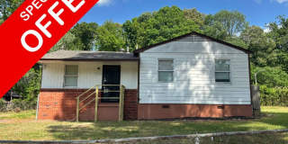 Welcome to 4496 Range Line Road! HALF OFF FIRST MONTH RENT!! Gallery 1