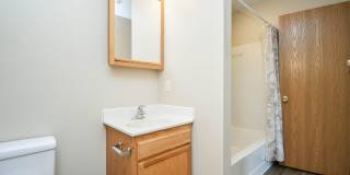 Comfortable 3-Bedroom Condo in Brandon – Available Now! Comfortable 3-Bedroom Condo in Brandon – Available Now! Gallery 24