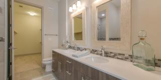 The Hamilton Gallery 9