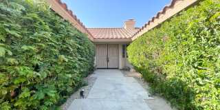 AVAILABLE NOW!!! GORGEOUS 3 Bedroom/2.5 Bathroom POOL Home Oasis Awaits in Regency Estates!! Gallery 4