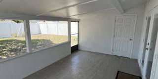 704 Torrey Pines Avenue Gallery 12