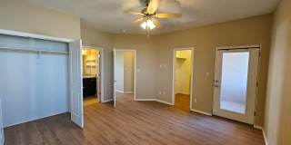 2 bedroom 2.5 bath Gallery 42