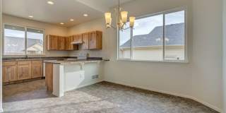 Raindance Community 4-Bedroom, 2.5-bath home in Windsor, CO Gallery 3