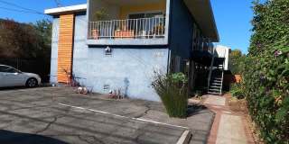 968 45th St unit: B 968 45th St unit: B Gallery 1