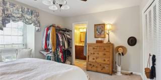 73 La Rue Place NW Gallery 21