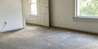 516 Douglas Ave Gallery 12