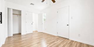 433 Homer Street - 1 Gallery 12