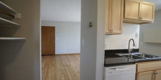 Como Lakes Apartments Gallery 20