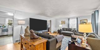 22 JAMES Place Gallery 5