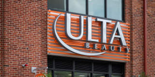 Blvd & Bond Gallery 42