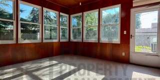 Sprawling 3Bed/2Bath Ranch in the Heart of Valpo Gallery 9
