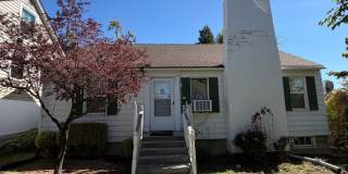 Pet friendly, Spacious 4 Bedroom, 2 Bathroom Home Gallery 1
